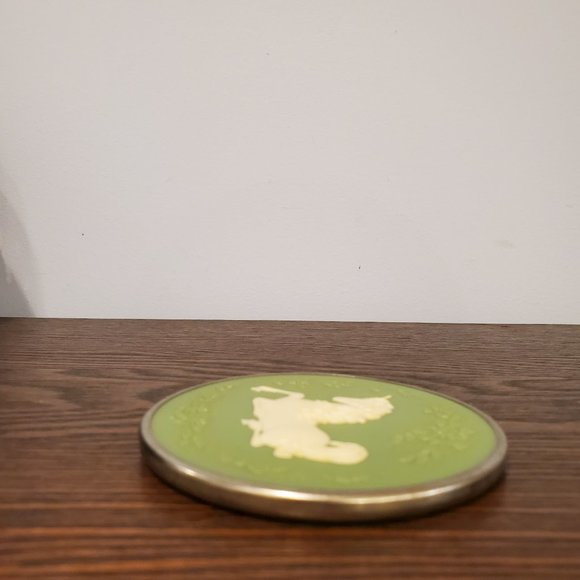 Vintage 1981 Hallmark Keepsake Green Plastic Christmas Ornament Unicorn Cameo - Picture 5 of 5